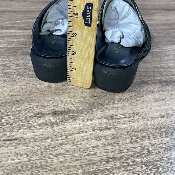 Very Volatile Women's 6 Moonstruck Mules Booties Gold Black Slip On NEW - Picture 6 of 8